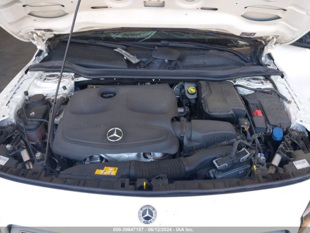WDCTG4GB4KJ584479 Mercedes-Benz Gla 250 4matic