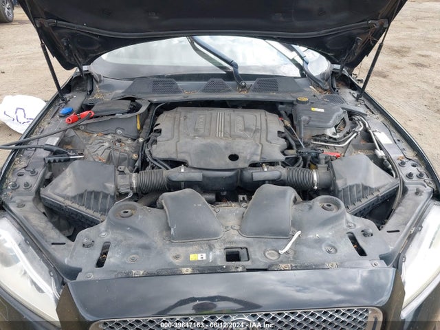 2013 JAGUAR XJ SAJWJ2GD8D8V45318 Photo 9