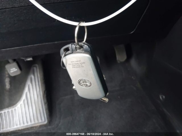 5TDYK3DC1FS543219 Toyota Sienna Limited 7 Passenger