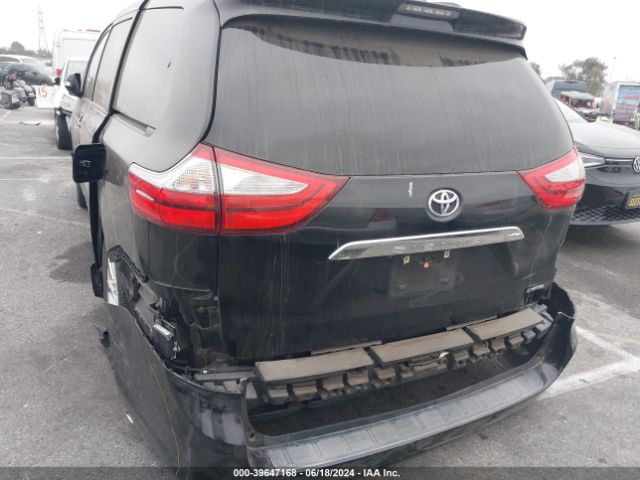 5TDYK3DC1FS543219 Toyota Sienna Limited 7 Passenger