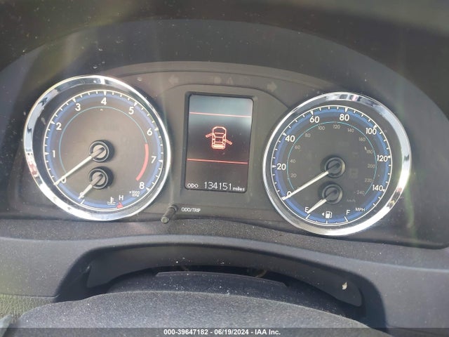 Toyota COROLLA LE 2018 2T1BURHE1JC975213 Image 7