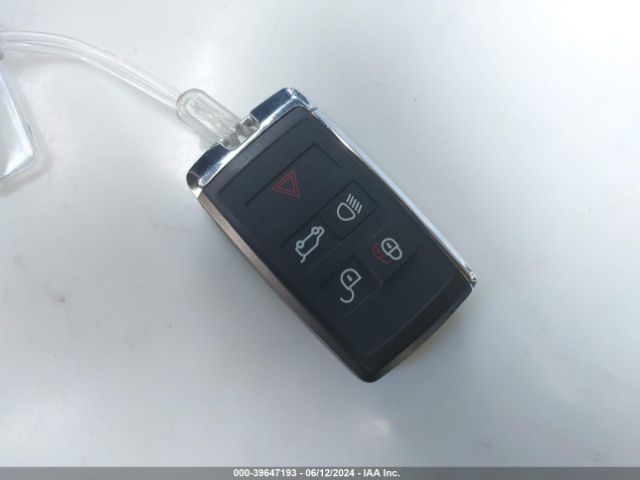 SALRT2RV5JA059087 Land Rover Discovery Hse Luxury