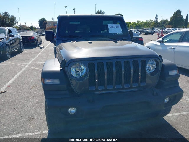 1C4HJXDG7LW261515 Jeep Wrangler Unlimited Sport S 4x4