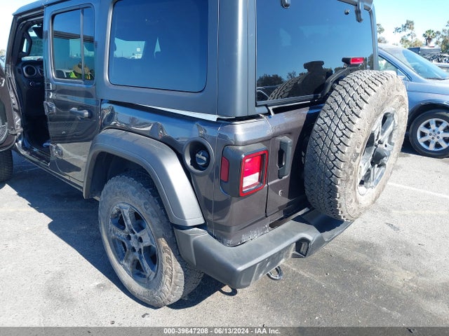 1C4HJXDG7LW261515 Jeep Wrangler Unlimited Sport S 4x4