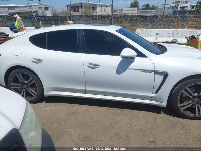 Porsche Panamera E-hybrid S 2016 WP0AD2A79GL040831 Image 13