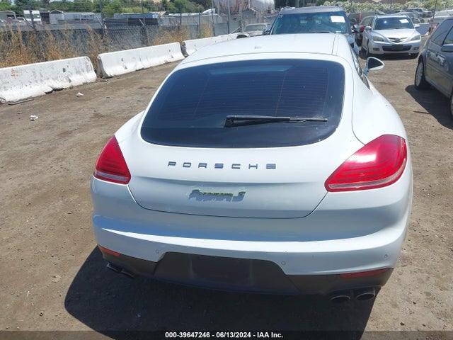 Porsche Panamera E-hybrid S 2016 WP0AD2A79GL040831 Image 16