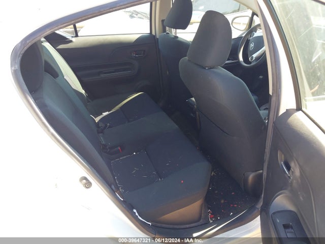 Toyota Prius C Two 2015 JTDKDTB35F1100510 Image 8