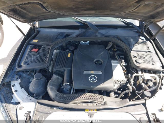 55SWF4JB5FU094840 Mercedes-Benz C 300 Luxury/sport