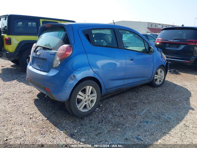 Chevrolet Spark Ls Cvt 2015 KL8CB6S90FC741870 Image 4