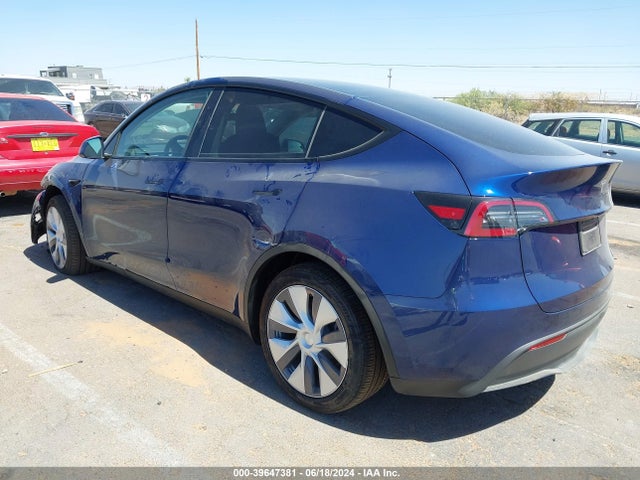 2024 TESLA MODEL Y 7SAYGDEE5RA267465 Photo 2