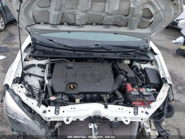 Toyota COROLLA SE 2017 5YFBURHE3HP710870 Image 10