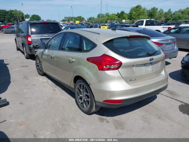1FADP3M29HL328382 Ford FOCUS SEL