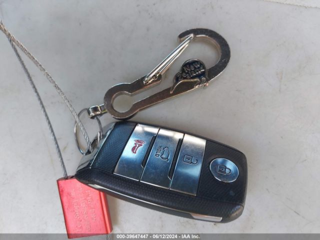 5XYPKDA52GG090797 KIA Sorento 3.3l Sxl