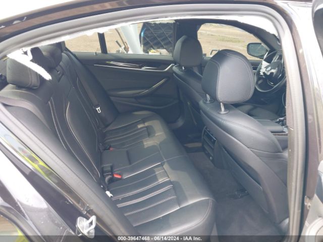 WBAJA7C53KWW18900 BMW 530i Xdrive