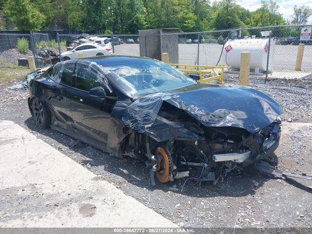 Tesla Model S Plaid 2022 5YJSA1E63NF490242 Image 1