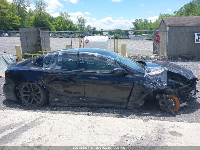 Tesla Model S Plaid 2022 5YJSA1E63NF490242 Image 12