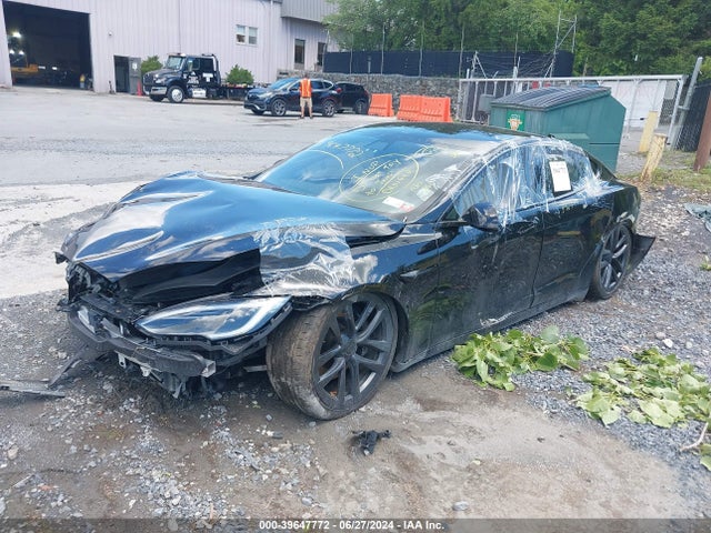 Tesla Model S Plaid 2022 5YJSA1E63NF490242 Image 2