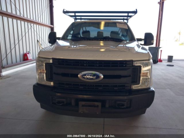 1FDBF3A65JEC48241 Ford F-350 Xl