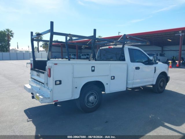 1FDBF3A65JEC48241 Ford F-350 Xl