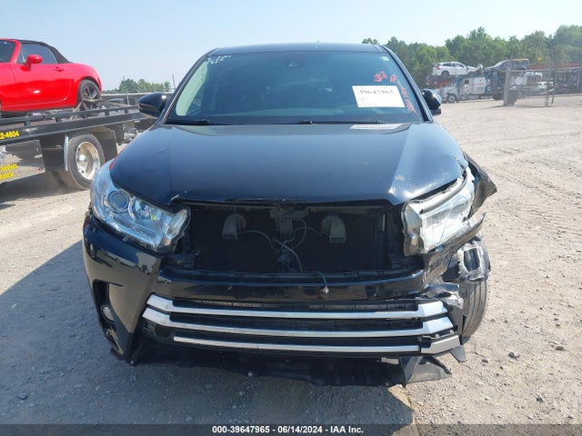Toyota Highlander Le Plus 2017 5TDBZRFH9HS380836 Image 13