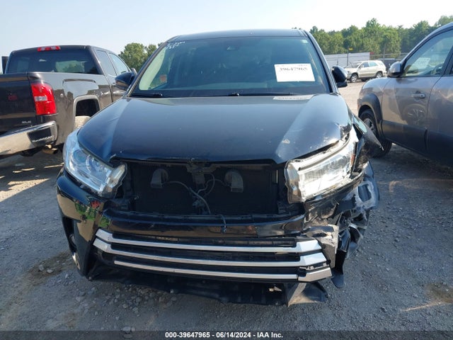 Toyota Highlander Le Plus 2017 5TDBZRFH9HS380836 Image 12