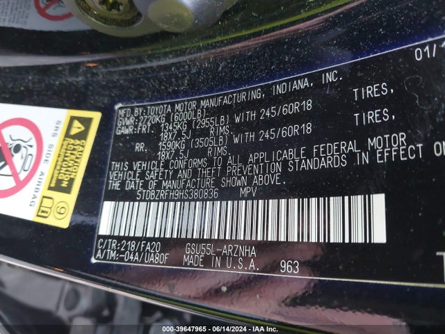 Toyota Highlander Le Plus 2017 5TDBZRFH9HS380836 Image 9