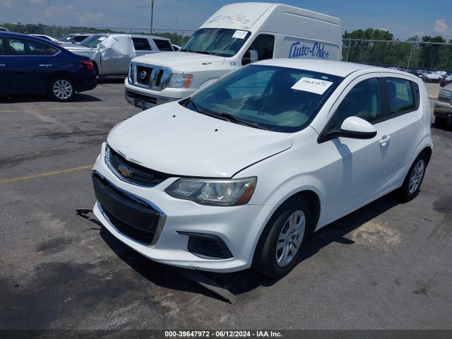 Chevrolet Sonic Lt Auto 2017 1G1JG6SH5H4166968 Image 2