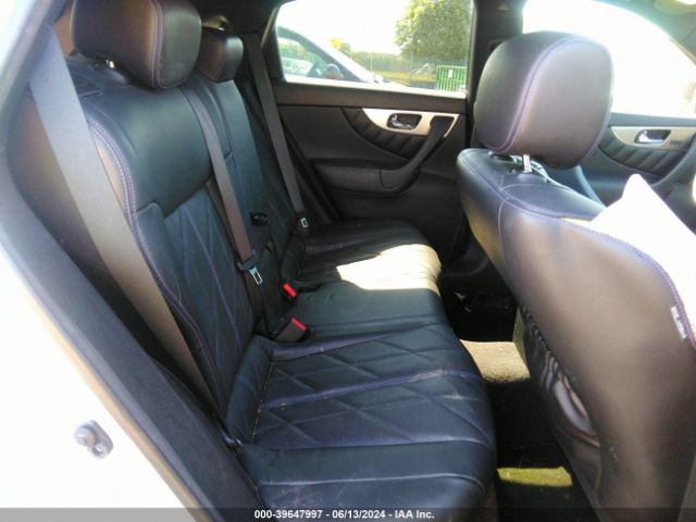 JN8CS1MW9GM752489 Infiniti QX70