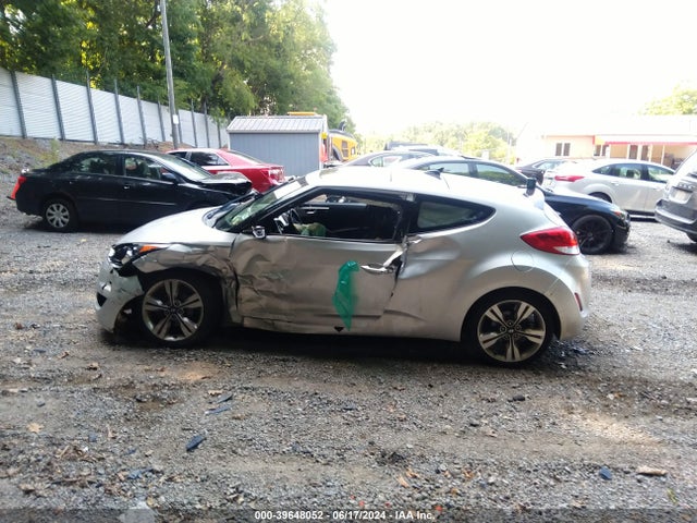 Hyundai Veloster Value Edition 2017 KMHTC6AD5HU324263 Image 13