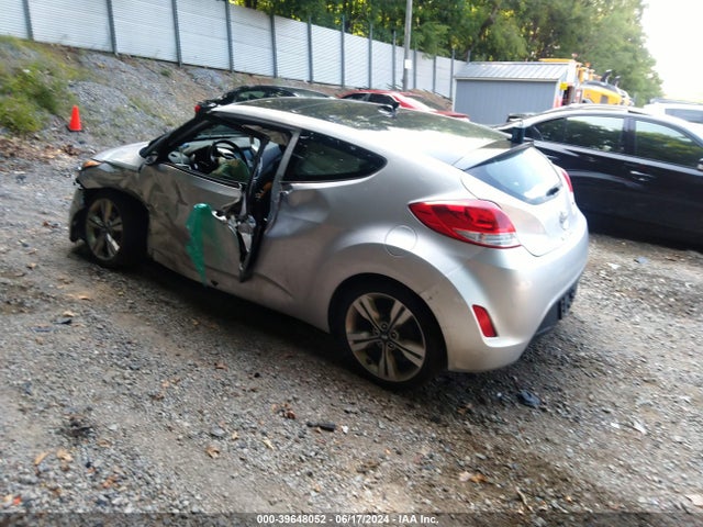 Hyundai Veloster Value Edition 2017 KMHTC6AD5HU324263 Image 3