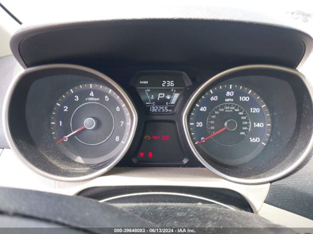 5NPDH4AEXEH480442 Hyundai ELANTRA SE