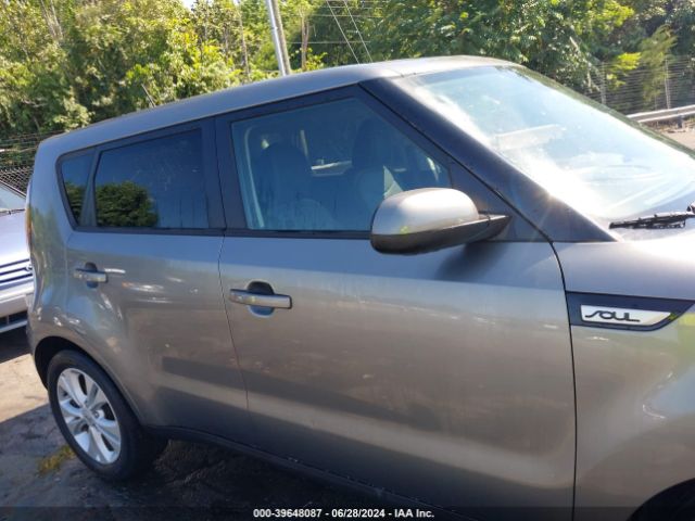 KNDJP3A51F7174414 KIA SOUL +