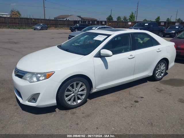 Toyota CAMRY XLE 2014 4T4BF1FK6ER401673 Image 2