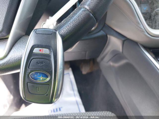 4S4BTAEC8L3121561 Subaru Outback Premium