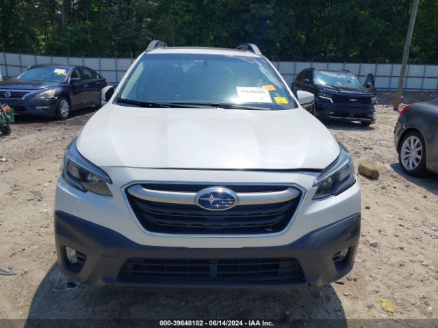 4S4BTAEC8L3121561 Subaru Outback Premium
