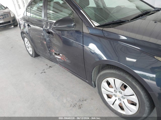 Chevrolet Cruze Ls Auto 2015 1G1PA5SH0F7226964 Image 6