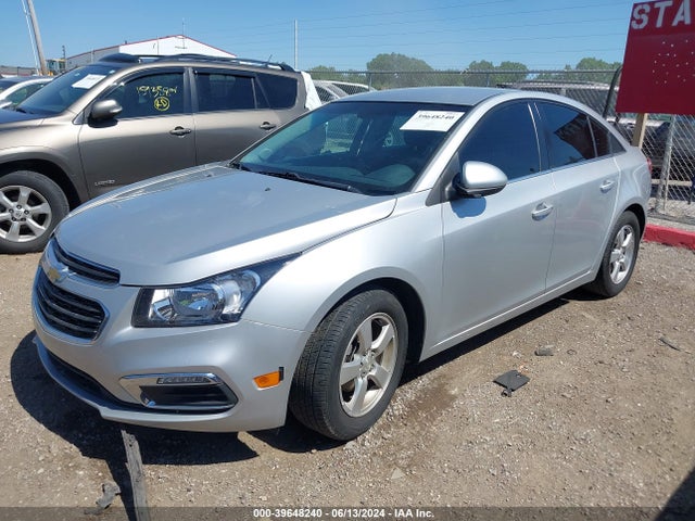Chevrolet Cruze 1lt Auto 2015 1G1PC5SB3F7220713 Image 2