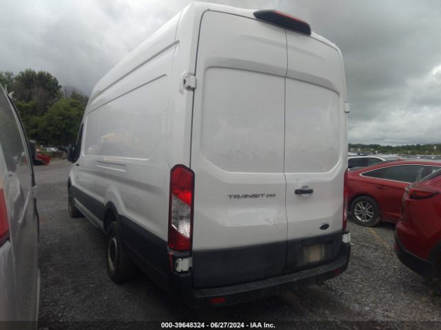 1FTBR3X87NKA71493 Ford Transit-250 Cargo Van