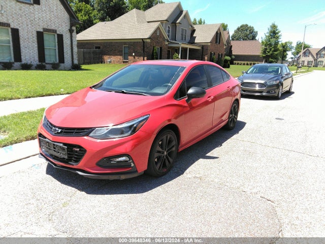 Chevrolet Cruze Lt Auto 2018 1G1BE5SM7J7219305 Image 2