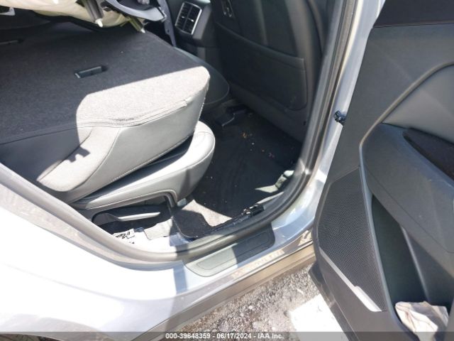 5XYK33AF5PG025372 KIA Sportage Ex