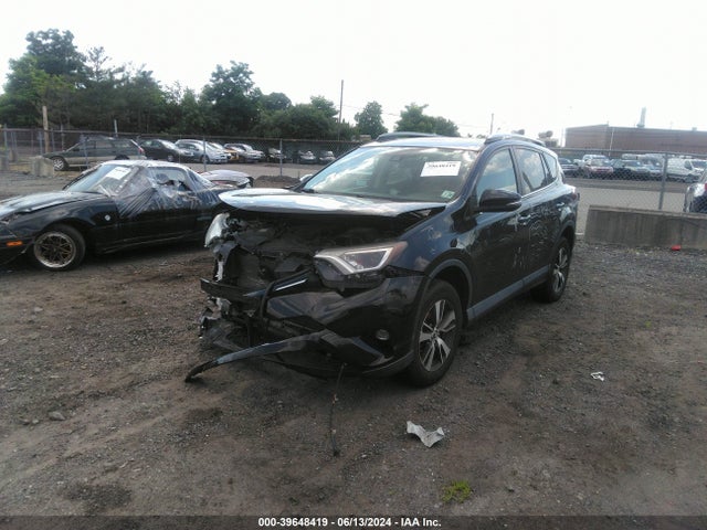 Toyota Rav4 Xle 2017 2T3WFREV5HW349325 Image 2