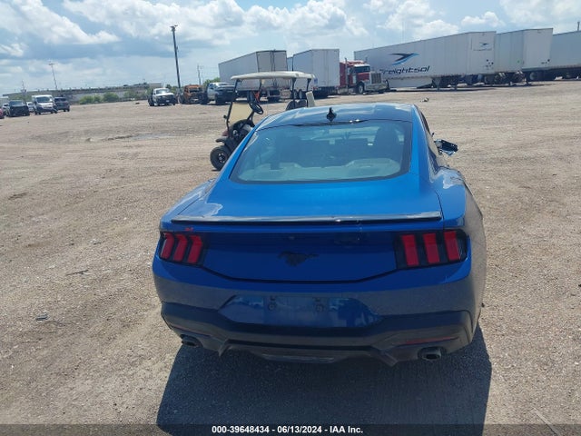 Ford Mustang Ecoboost Fastback 2024 1FA6P8THXR5106290 Image 16