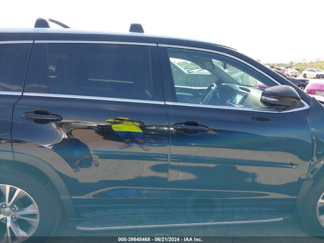 Toyota Highlander Xle V6 2015 5TDKKRFH5FS118121 Image 14