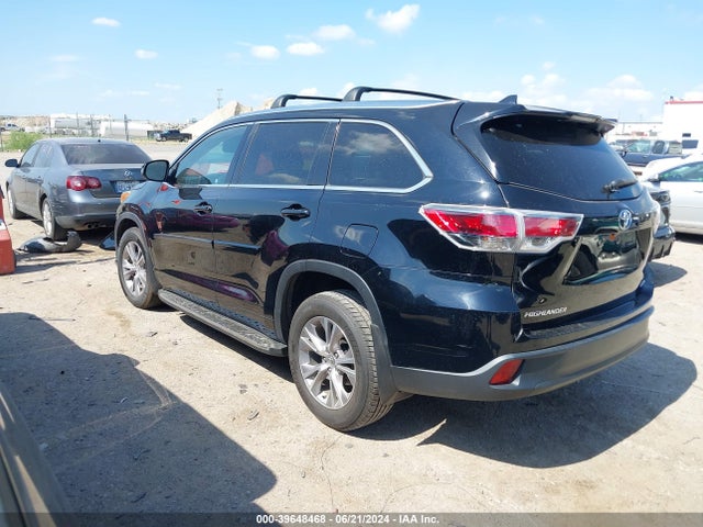 Toyota Highlander Xle V6 2015 5TDKKRFH5FS118121 Image 3