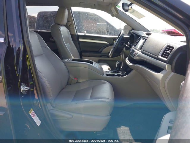Toyota Highlander Xle V6 2015 5TDKKRFH5FS118121 Image 5