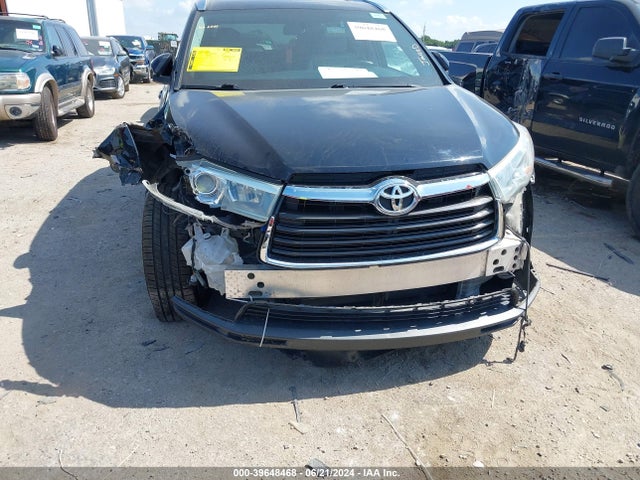 Toyota Highlander Xle V6 2015 5TDKKRFH5FS118121 Image 6