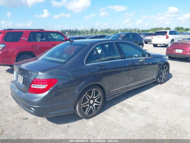 WDDGF4HB8ER310609 Mercedes-Benz C 250 Luxury/sport