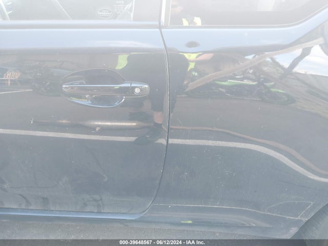 JTKJF5C73GJ023052 Scion TC