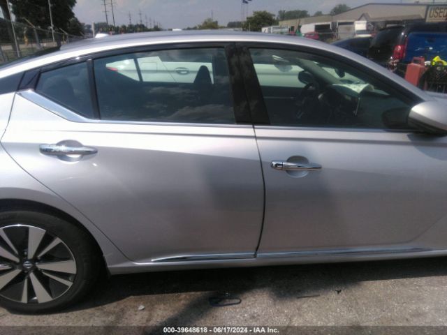 1N4BL4DV8LC147706 Nissan Altima Sv Fwd