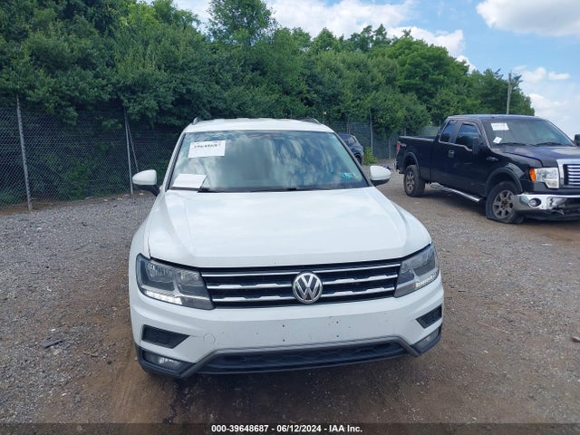 3VV2B7AX2JM023738 Volkswagen Tiguan 2.0t Se/2.0t Sel